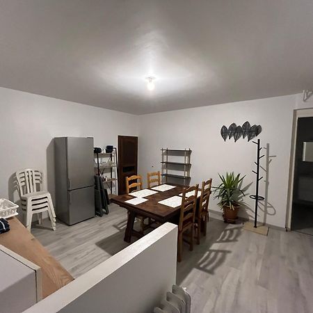 Logement Neuf En Face De La Foret. Acces Cour. Bagnoles de l'Orne Normandie Ngoại thất bức ảnh