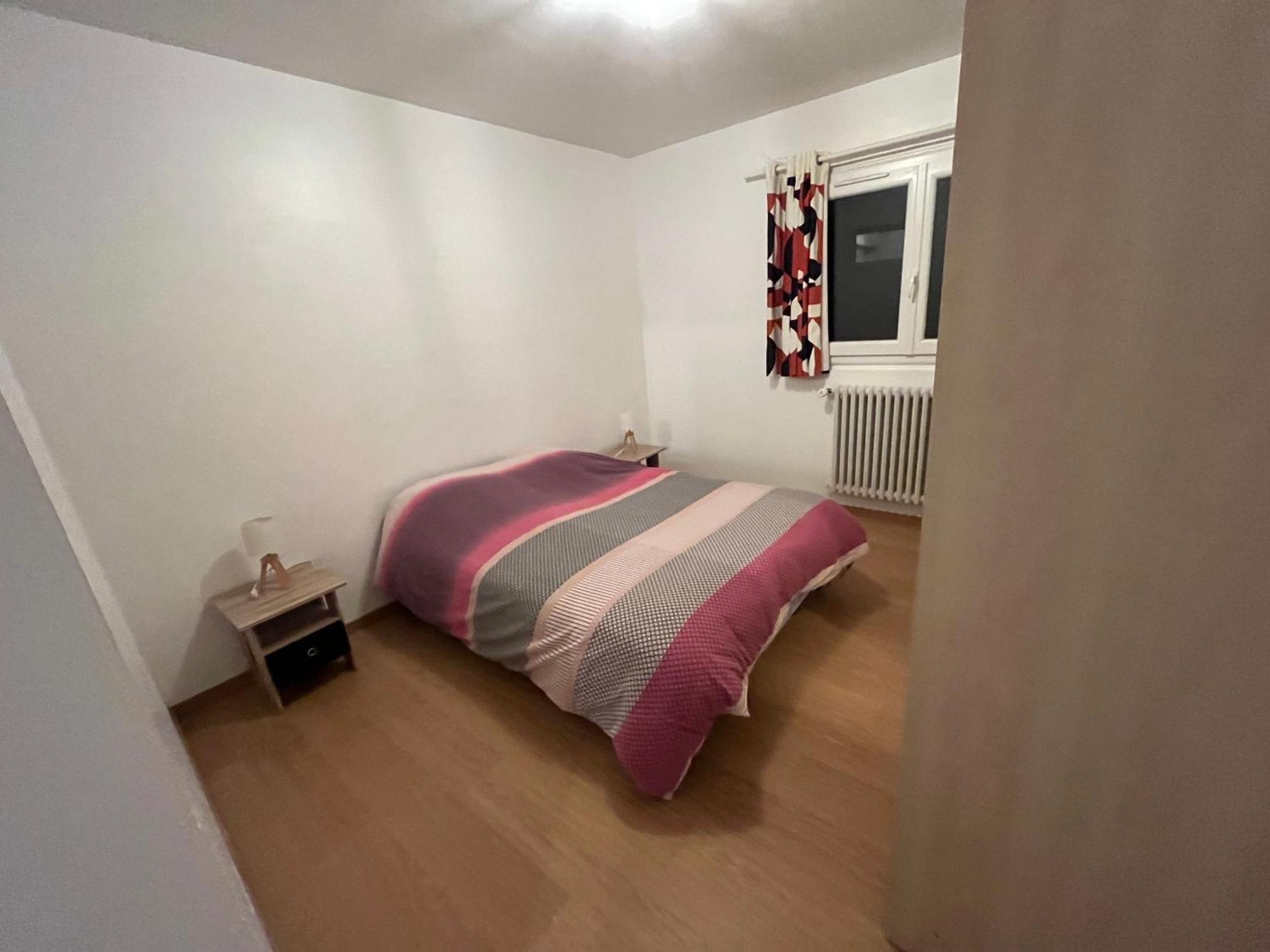 Logement Neuf En Face De La Foret. Acces Cour. Bagnoles de l'Orne Normandie Ngoại thất bức ảnh
